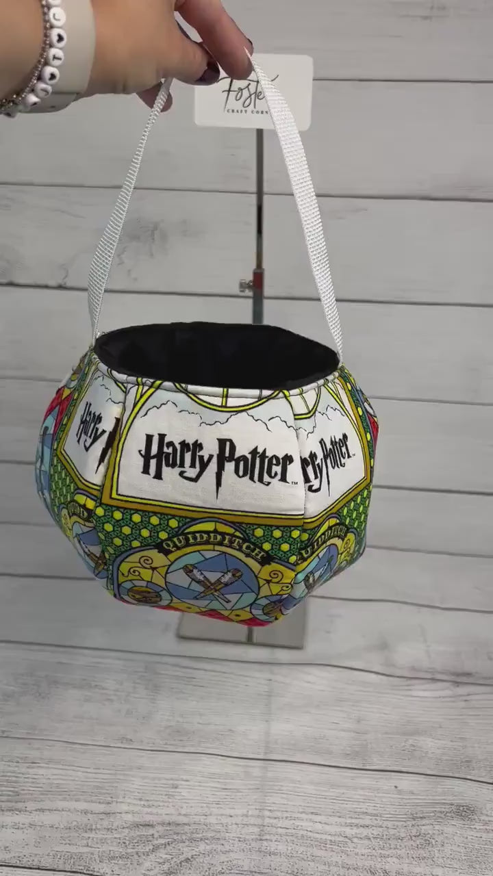 Hogwarts Quidditch Hand-Made Tote Bag - Harry Potter - Choose your house - Gift - Everyday - Easter - Holiday - Halloween - Glass Window