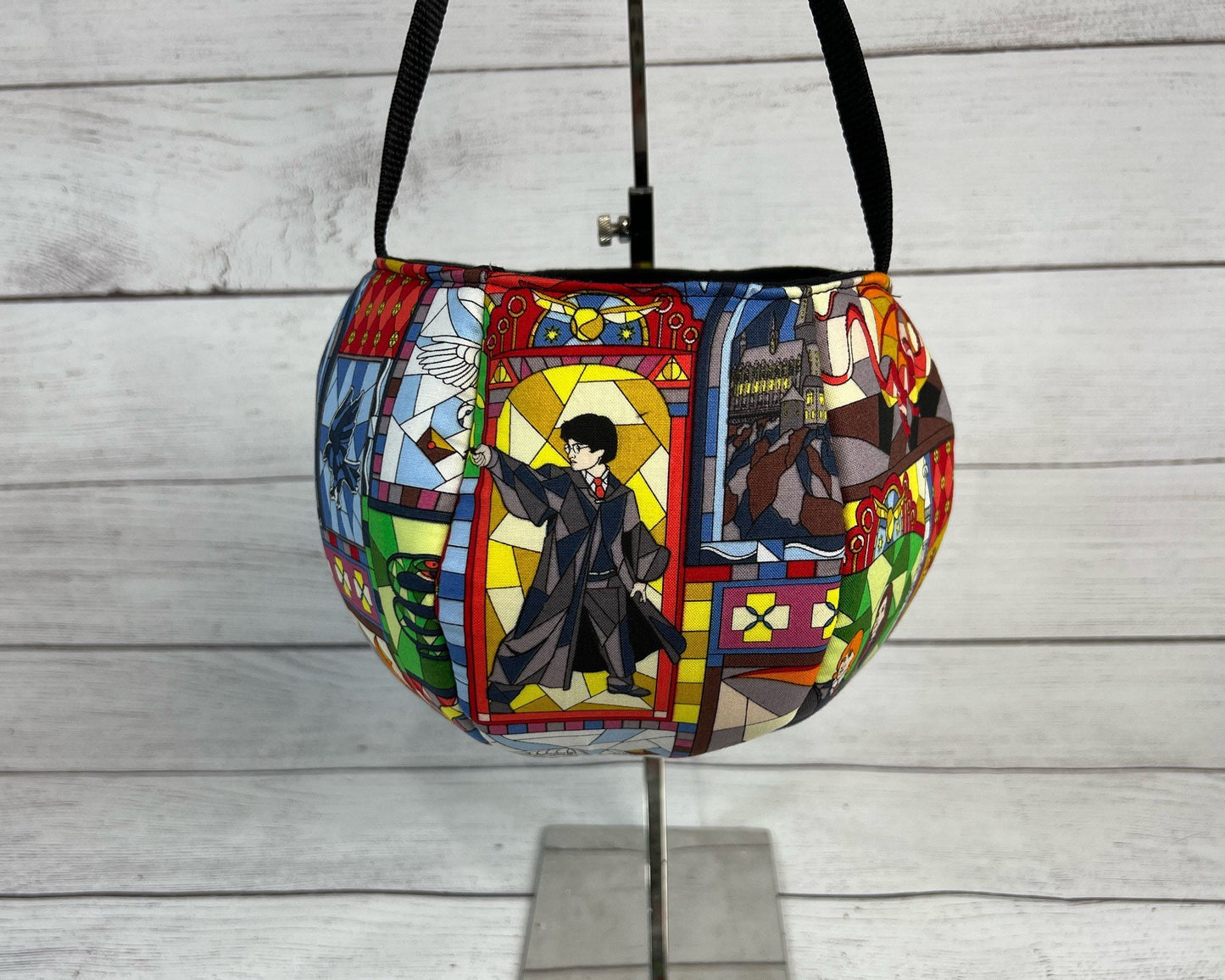 Hogwarts School Stained Glass Window Hand-Made Tote Bag - Harry Potter - Choose your house - Gift - Everyday - Easter - Holiday - Halloween